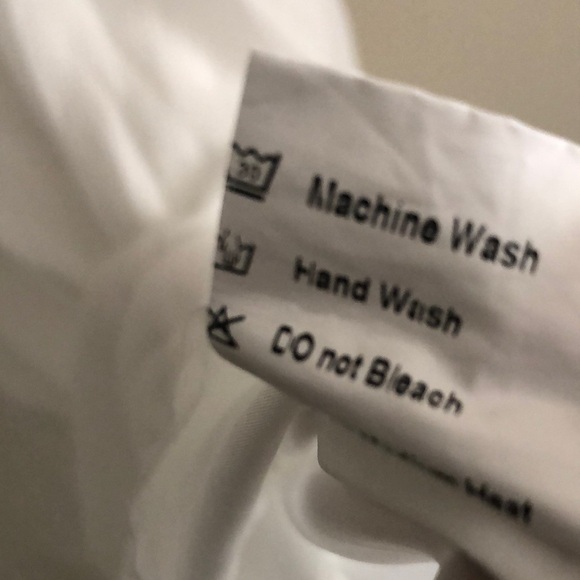 Chic Women’s White Dress - Picture 10 of 10